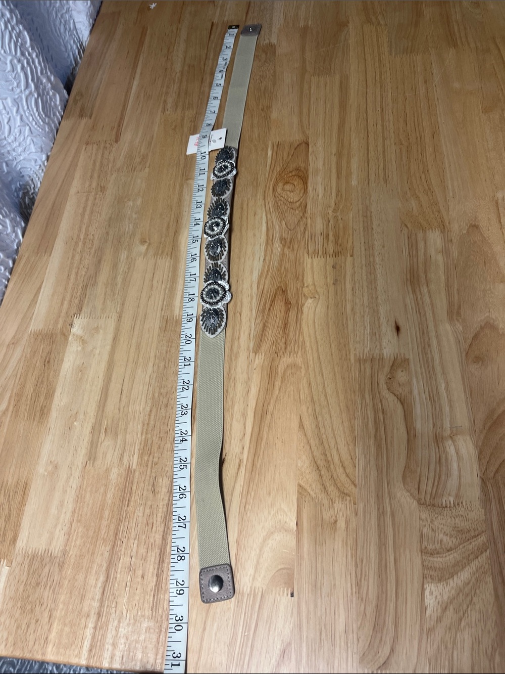 Francesca’s Beaded Floral Elastic Belt - NWT Size SM - Picture 5 of 5